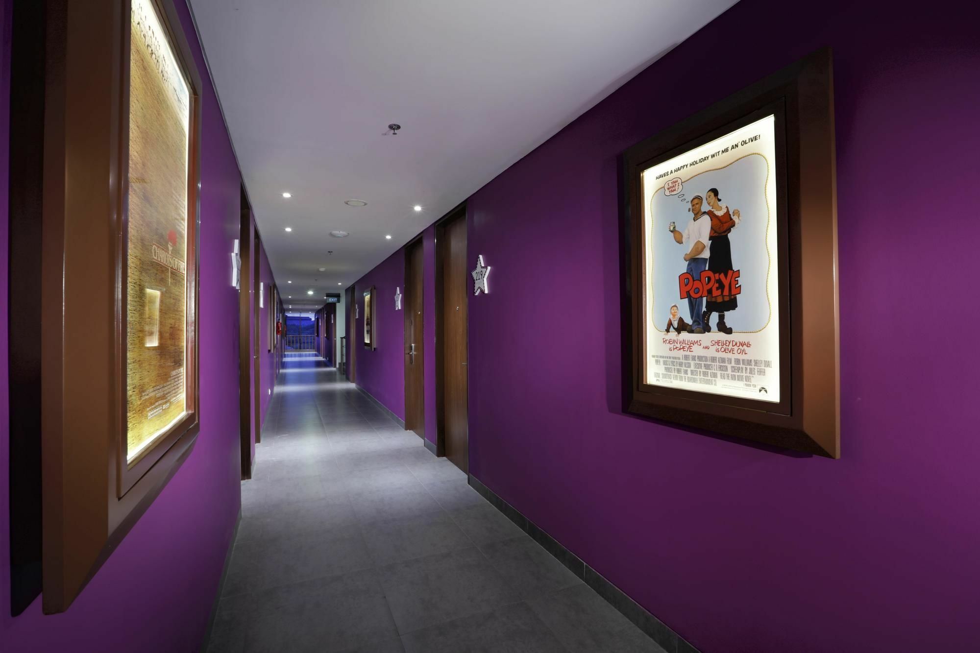 Fame Hotel Sunset Road Кута Экстерьер фото